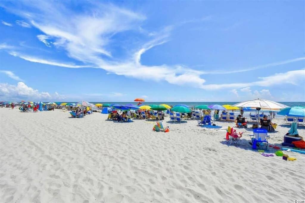 *Renovated Oceanfront Condo*Queen Beds*Pools*Hot Tubs*More*P220 Myrtle Beach Extérieur photo